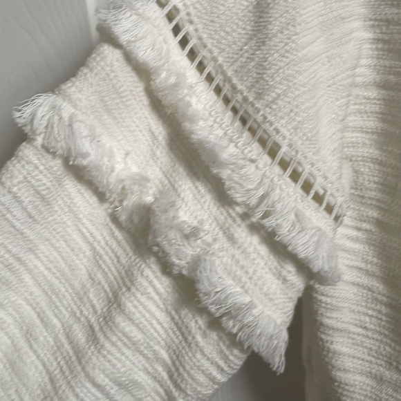 Vici White Sweater - Picture 3 of 4